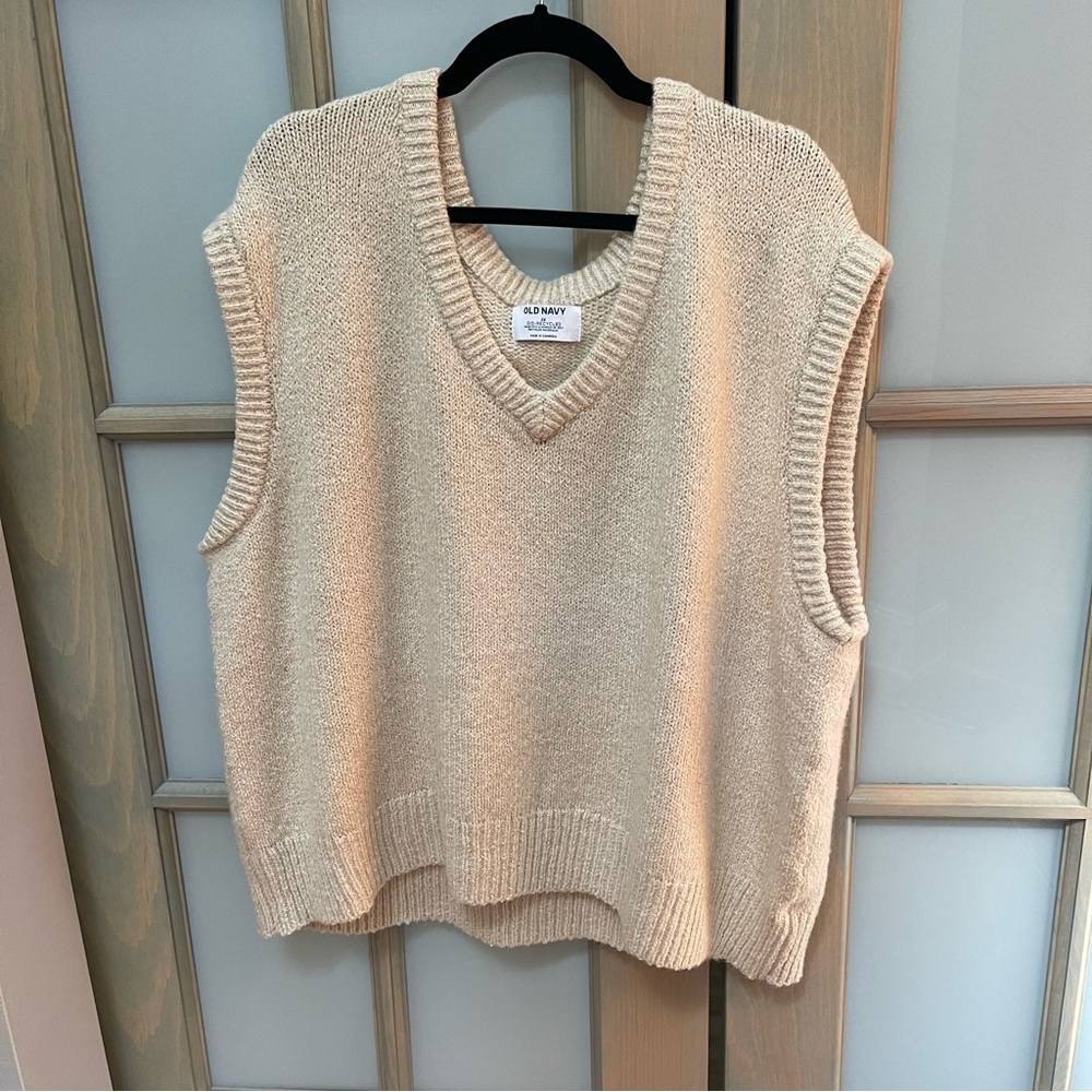 Old Navy Cream Sweater Vest - size 2X - new without tags!